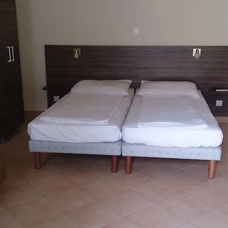 Balaton Eldorado Camping Casa de hóspedes *